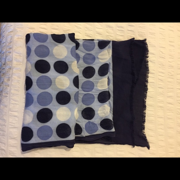 Cute polka dot scarf - Picture 2 of 5